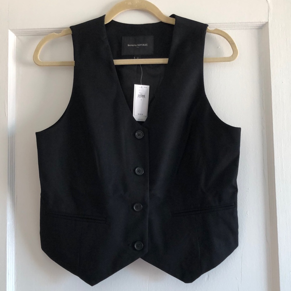Banana Republic Vest - size 4